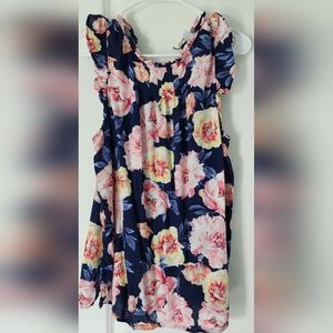 Old Navy Floral Shell Size large